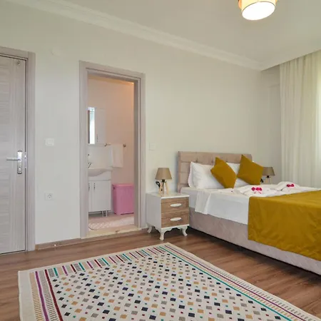 Roza فندق Kadikoy (Fethiye)